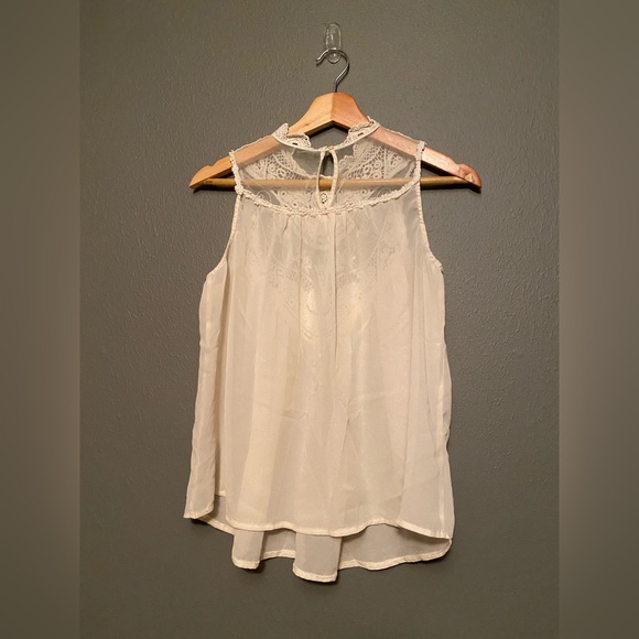 Iris Sheer Cream Lace Women's Blouse Size M - Picture 5 of 8